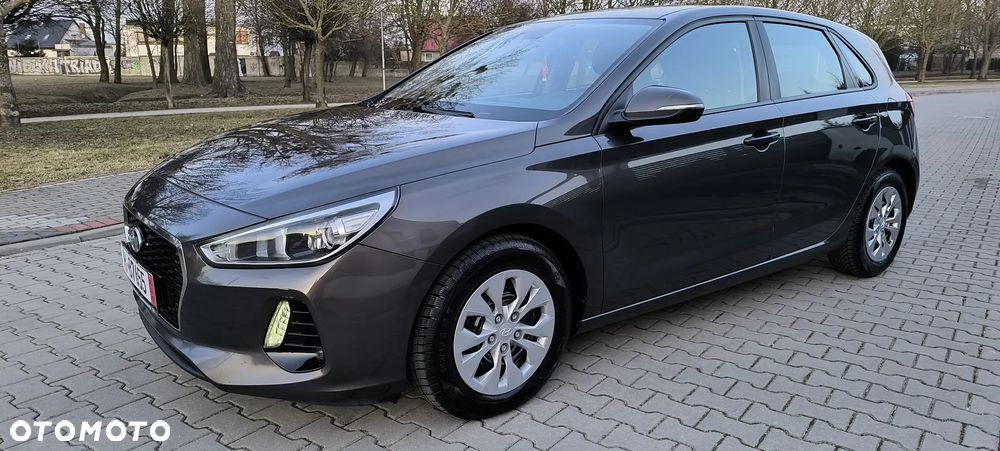 Hyundai i30 blue Kombi 1.6 CRDi Passion - 2