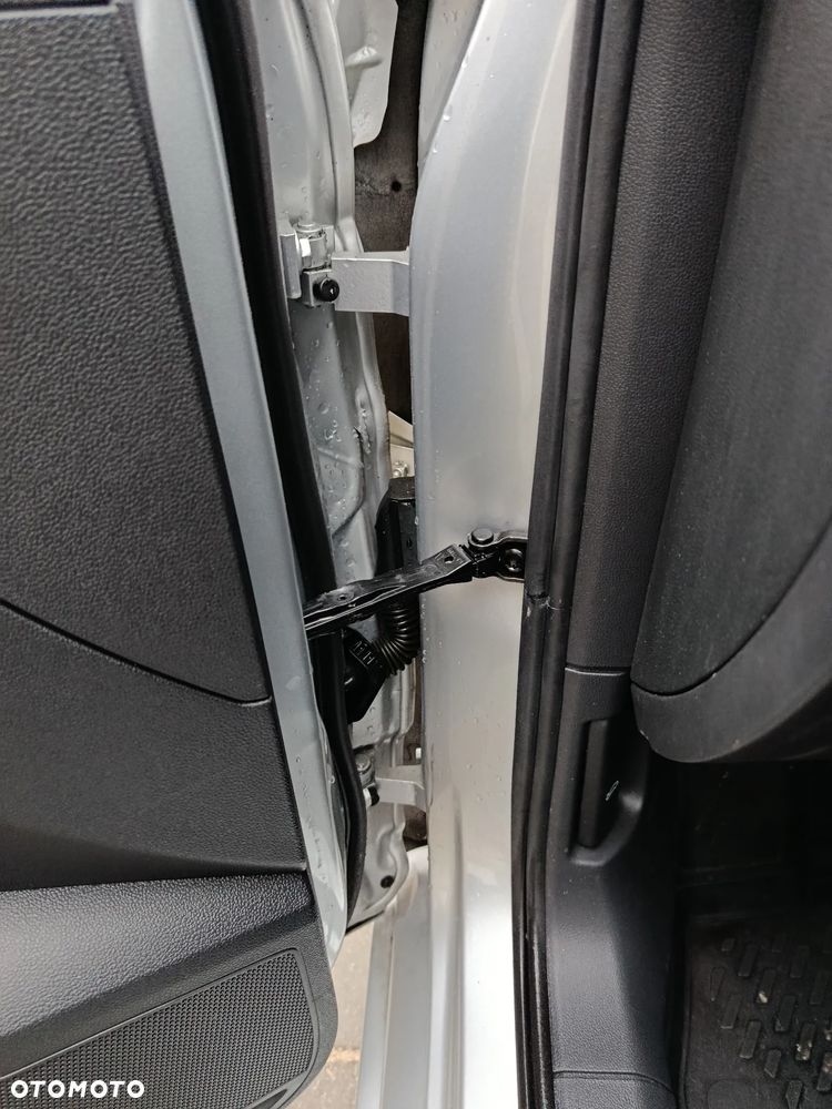 Volkswagen Passat 2.0 TDI SCR DSG - 33