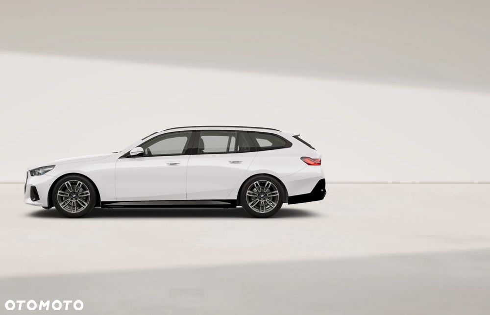 BMW Seria 5 520d xDrive mHEV M Sport - 8