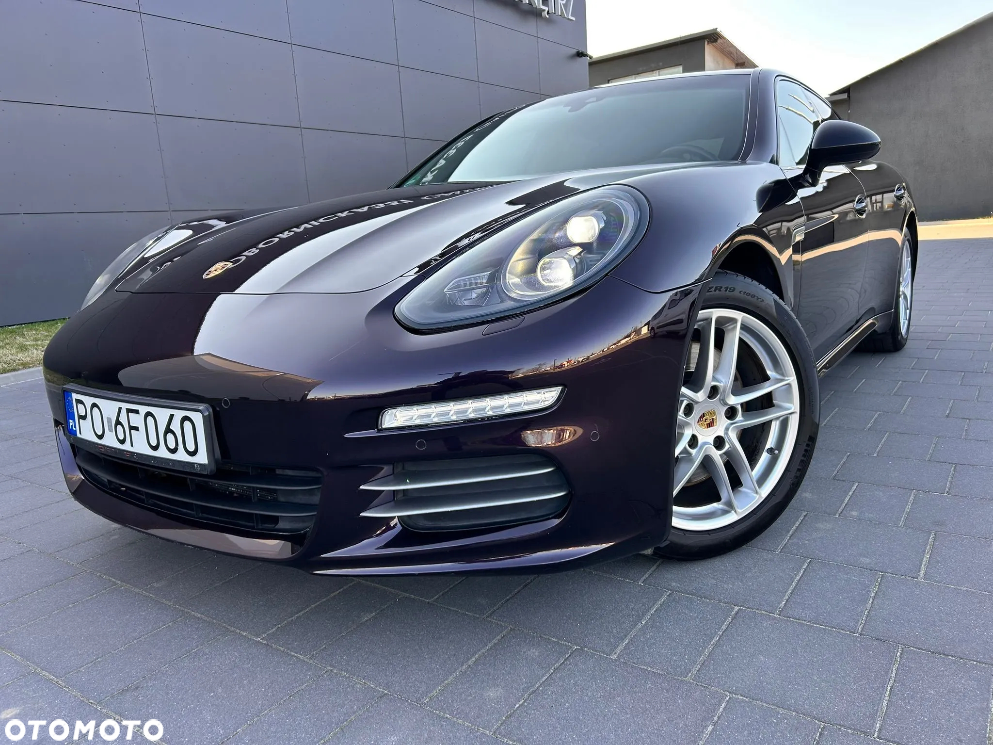 Porsche Panamera Standard - 5