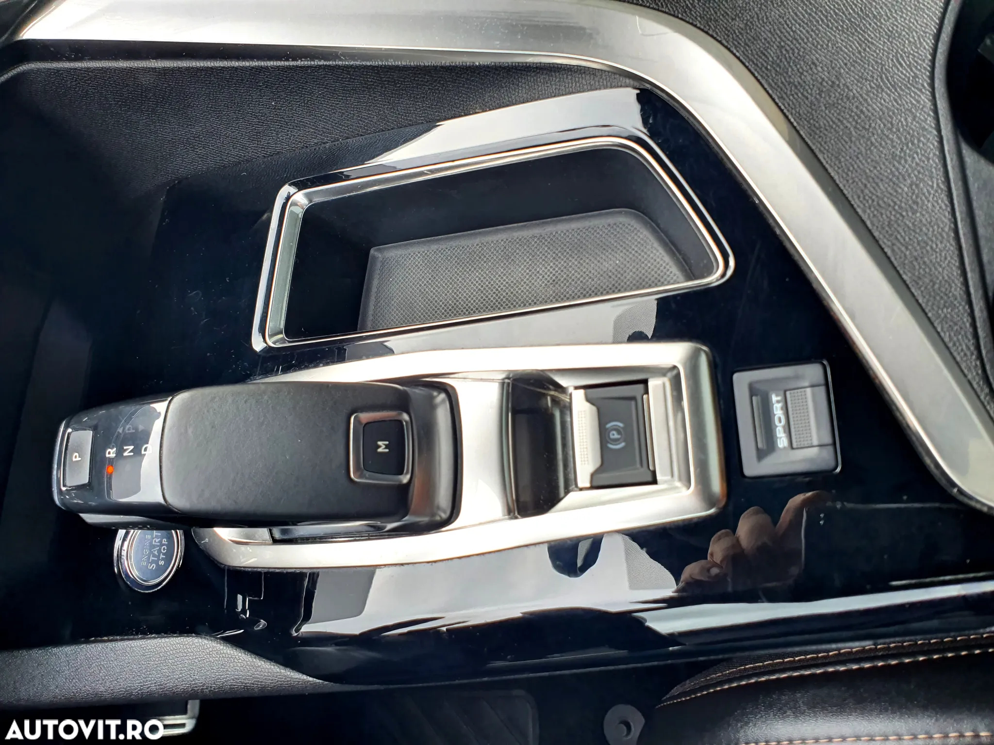Peugeot 3008 PureTech 130 Stop & Start GPF EAT8 GT - 30