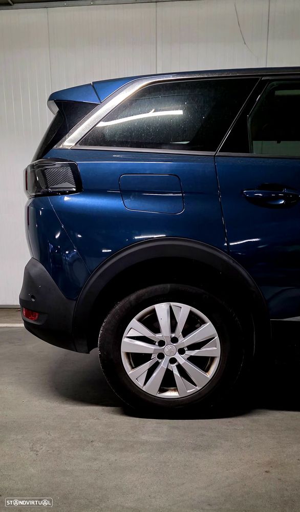 Peugeot 5008 1.2 PureTech GT EAT8 - 28