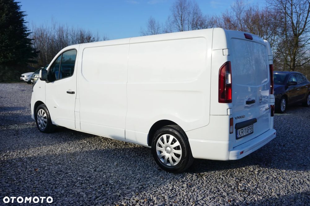 Opel Vivaro - 12