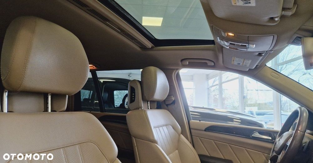 Mercedes-Benz GL - 17