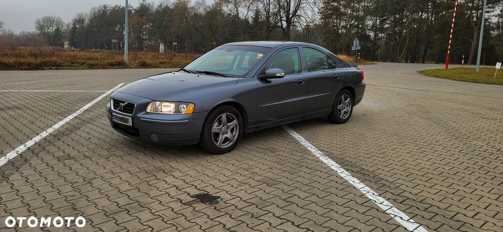 Volvo S60 - 1