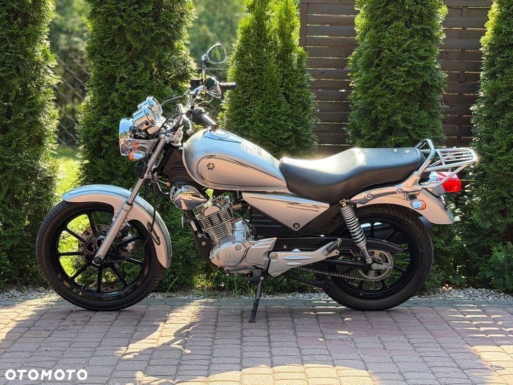 Yamaha YBR - 7