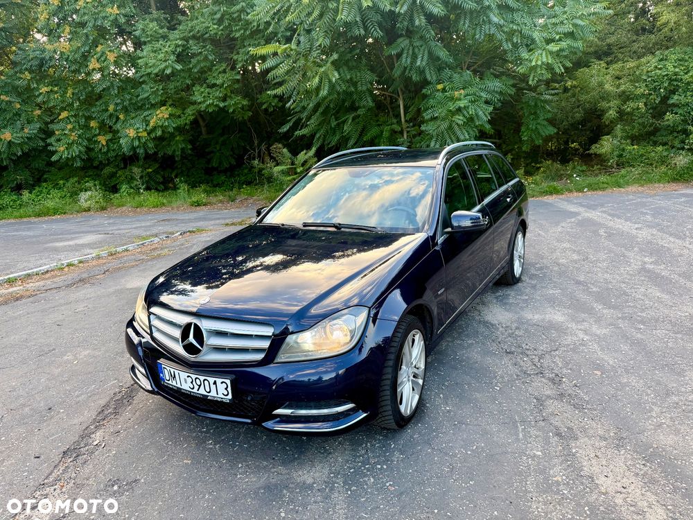 Mercedes-Benz Klasa C 180 CDI DPF (BlueEFFICIENCY) Avantgarde - 2