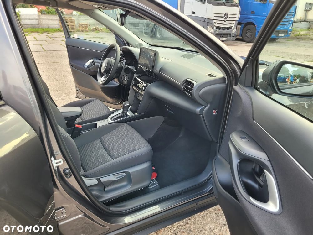 Toyota Yaris - 15
