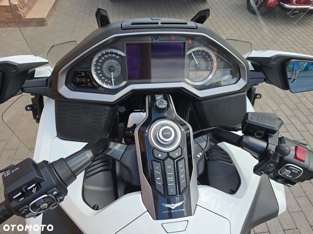 Honda GL - 11