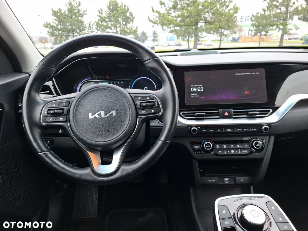 Kia Niro 64kWh L - 13
