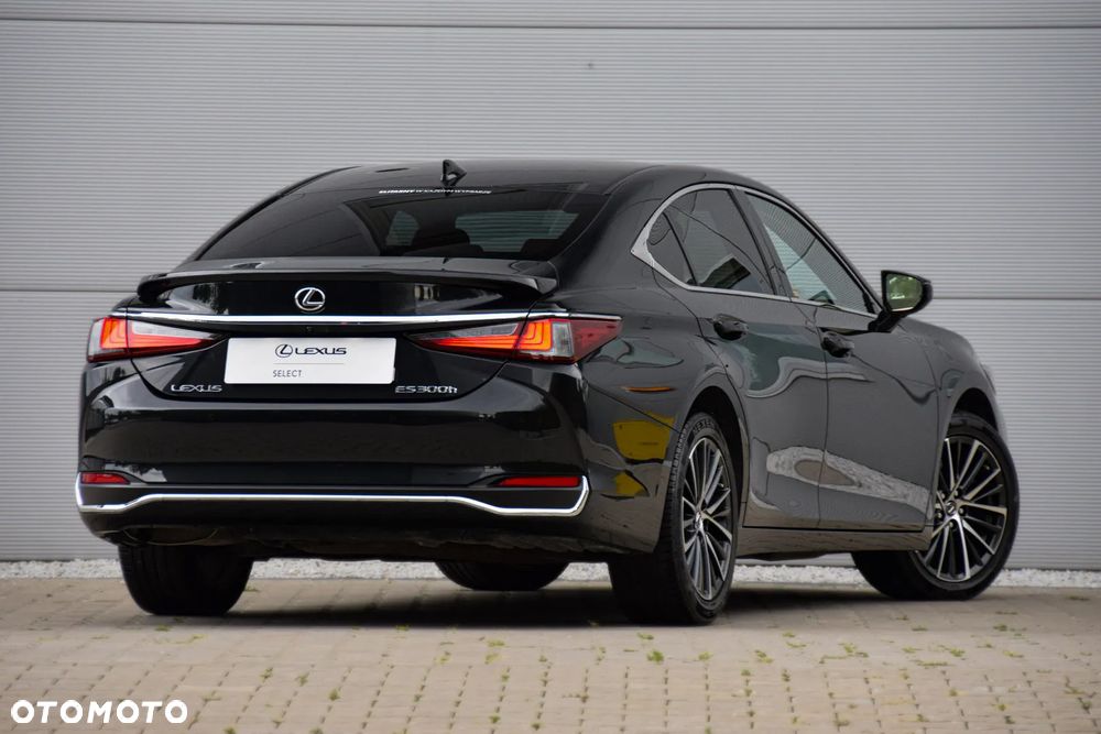 Lexus ES 300h Business Edition - 6