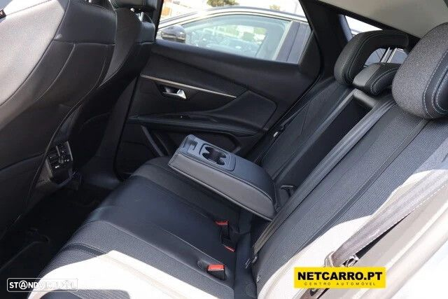 Peugeot 3008 1.5 BlueHDi Active Pack EAT8 - 19