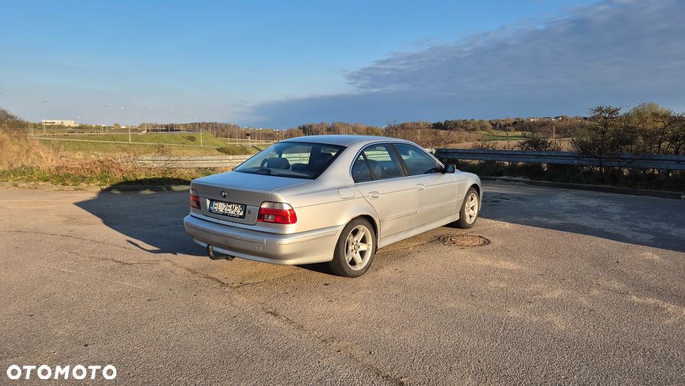 BMW Seria 5 - 10