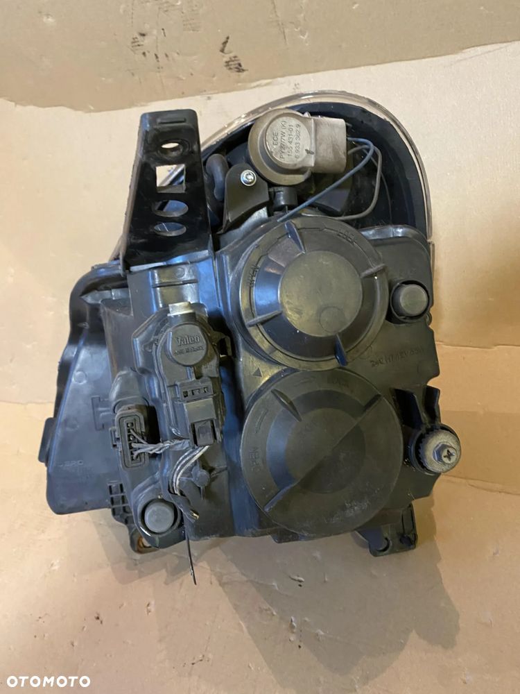 Lampa Renault Modus prawa prawy przód OE - 3