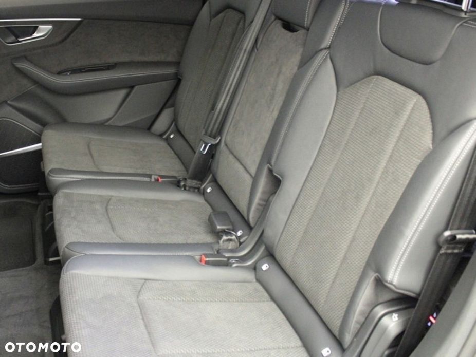 Audi SQ7 TFSI Quattro Tiptronic - 19