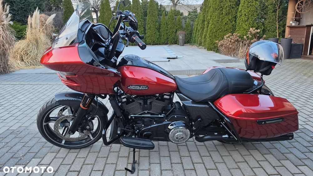 Harley-Davidson Touring Road Glide - 30