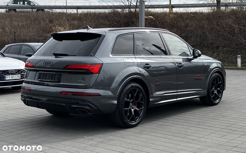 Audi Q7 - 9