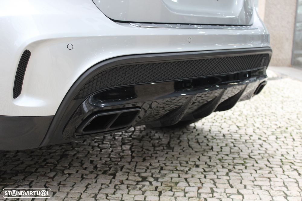 Mercedes-Benz GLA 45 AMG 4-Matic - 10