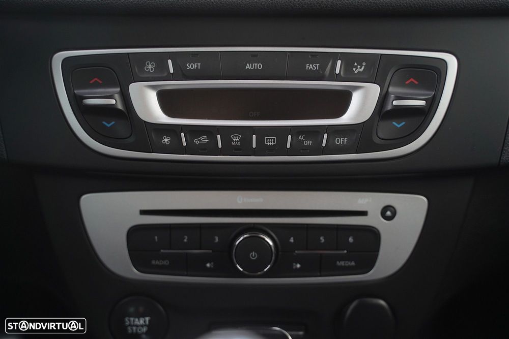 Renault Mégane Sport Tourer 1.5 dCi GT Line SS - 24