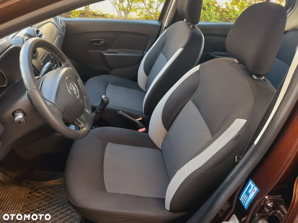 Dacia Logan - 8