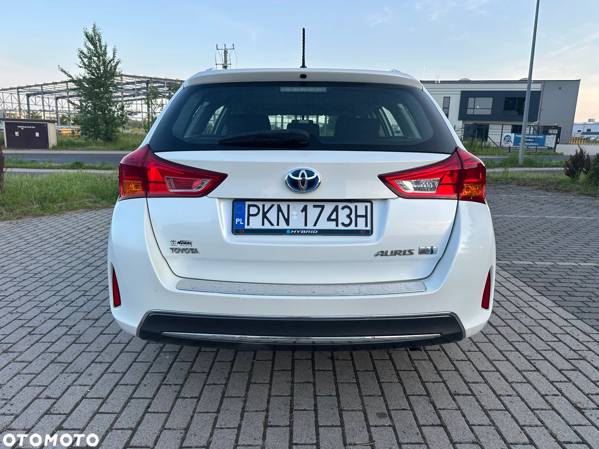 Toyota Auris 1.8 VVT-i Hybrid Automatik Touring Sports Executive - 11