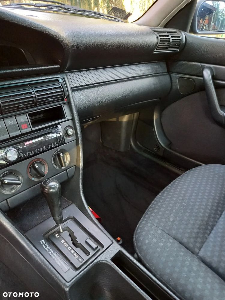 Audi 100 - 12