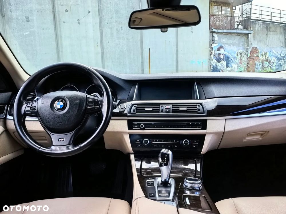 BMW Seria 5 520d Luxury Line - 16