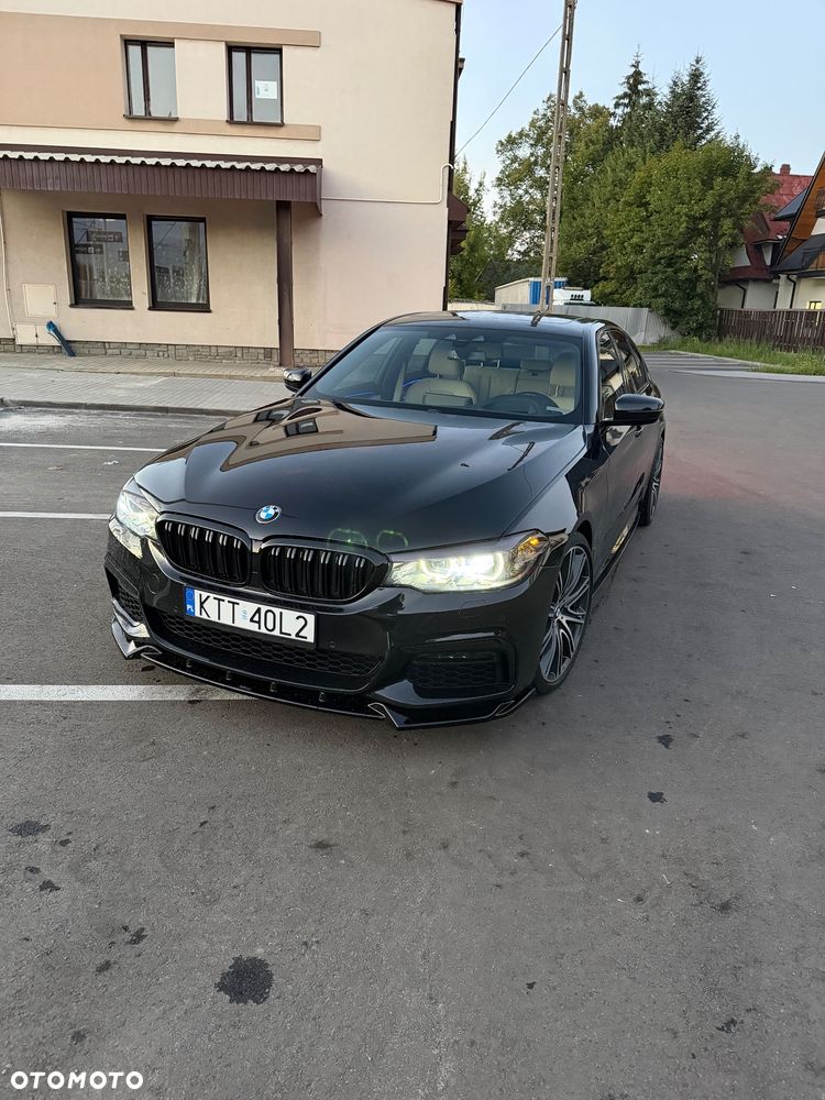 BMW Seria 5 540i Sport Line - 2