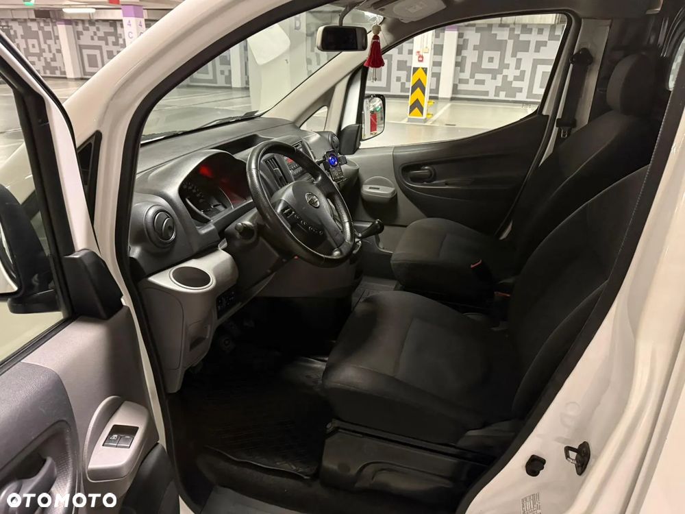 Nissan NV200 - 8