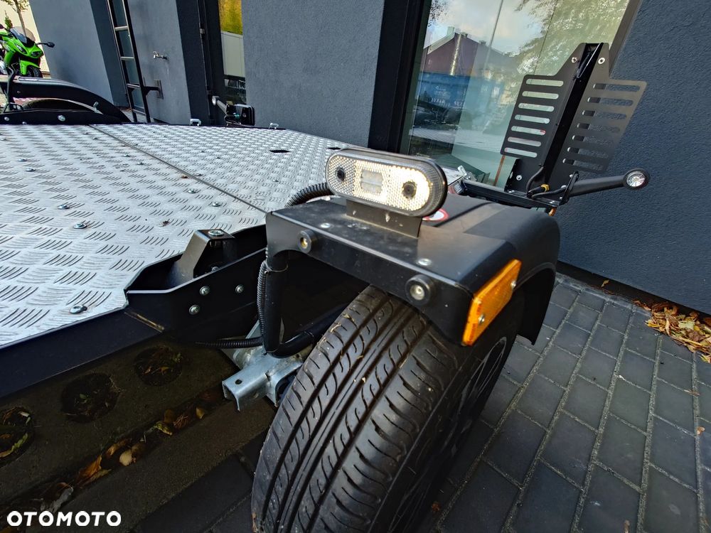 Lorries MT2 - 22
