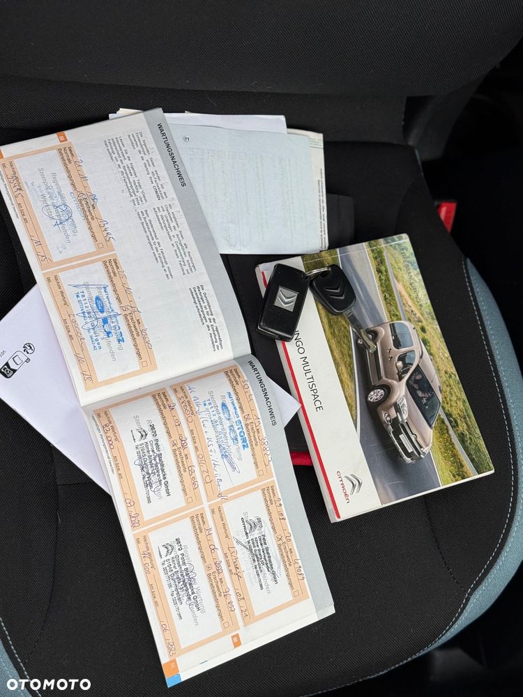 Citroën Berlingo e-HDi 90 FAP EGS6 Multispace Exclusive - 24