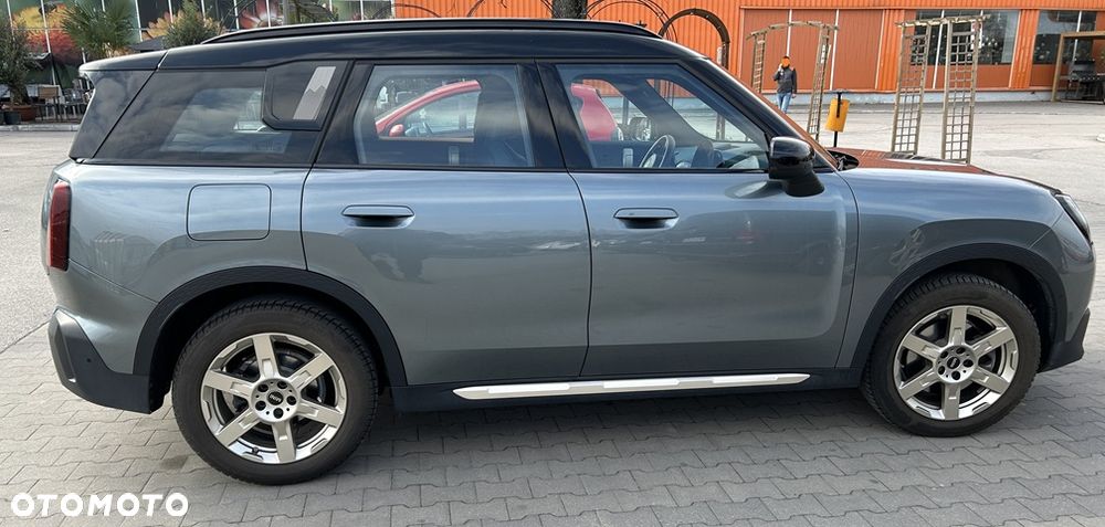 MINI Countryman C mHEV Linia Favoured - 1