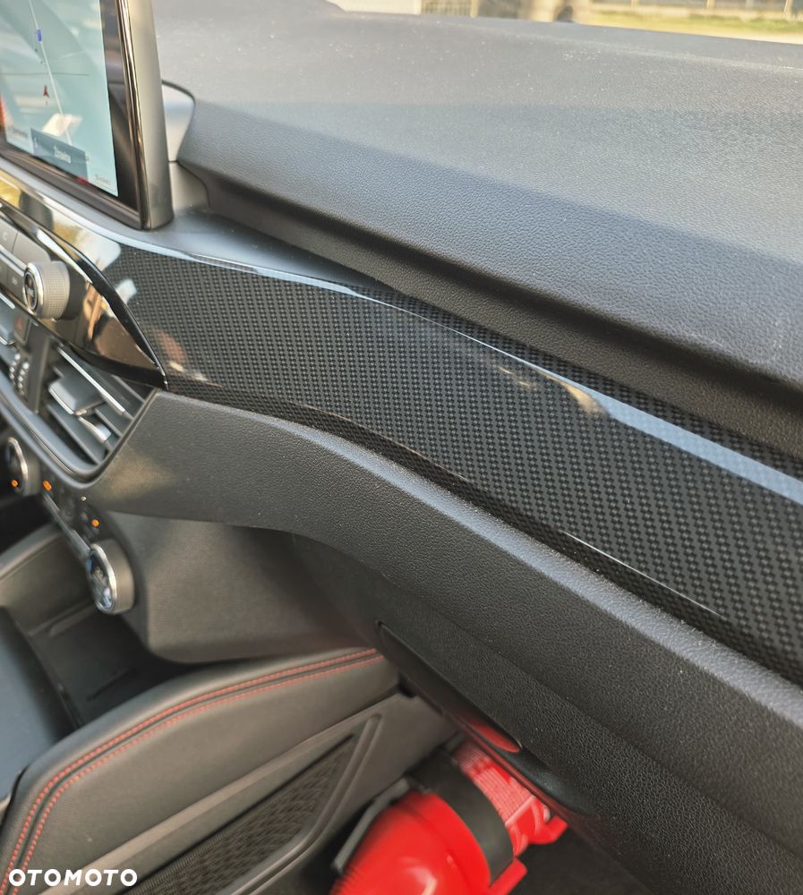 Ford Kuga 2.0 EcoBlue 4x4 ST-LINE - 29