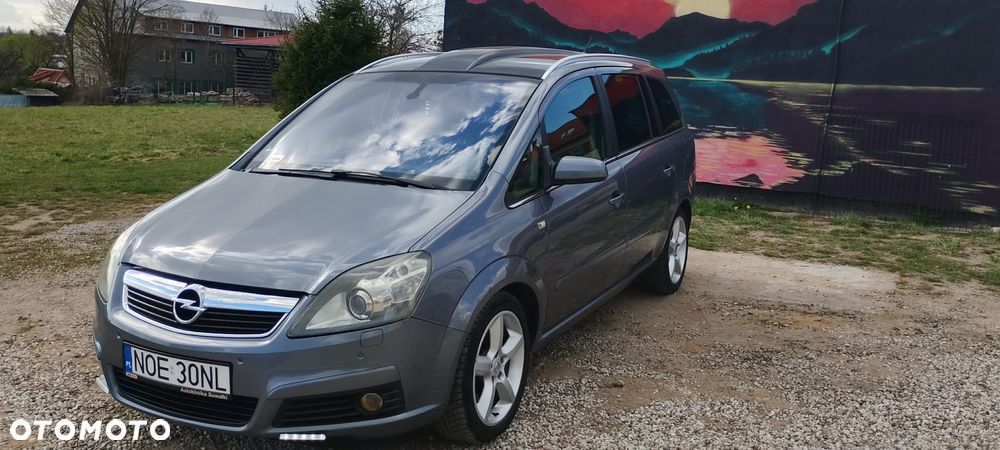 Opel Zafira 1.9 CDTI Cosmo - 1