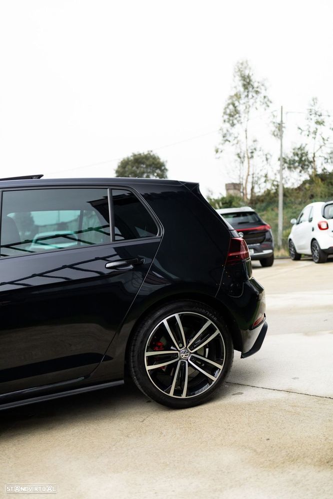 VW Golf 2.0 TDI GTD DSG - 21