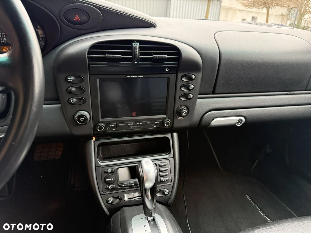Porsche 911 - 12