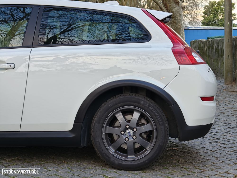 Volvo C30 1.6 D Drive 99g Kinetic Start/Stop - 8