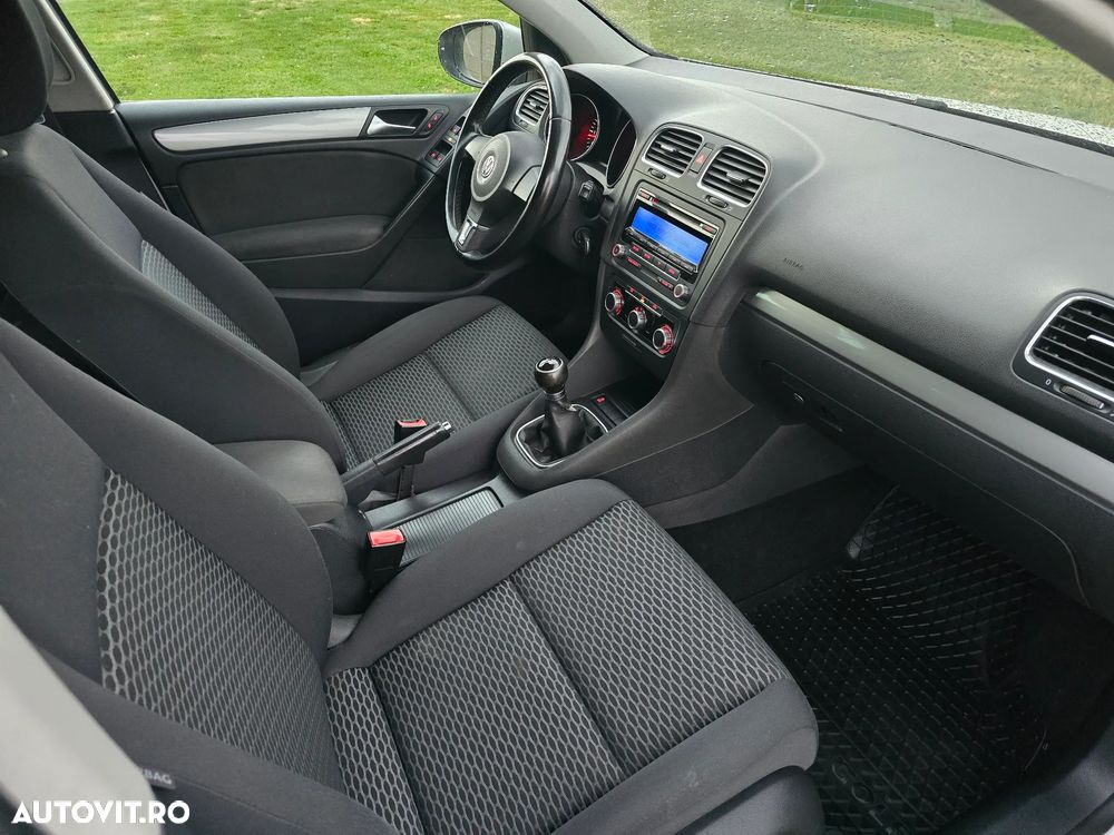 Volkswagen Golf 1.6 TDI DPF BlueMotion - 7