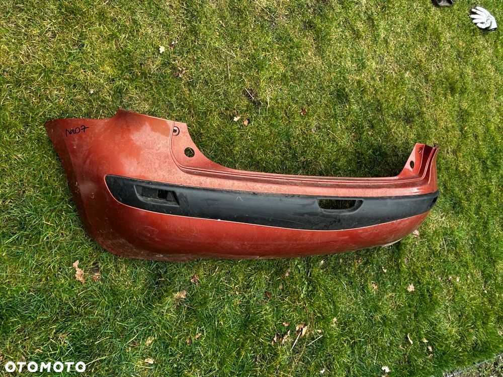 Zderzak tył tylny  Nissan NOTE E11 85022-9U040