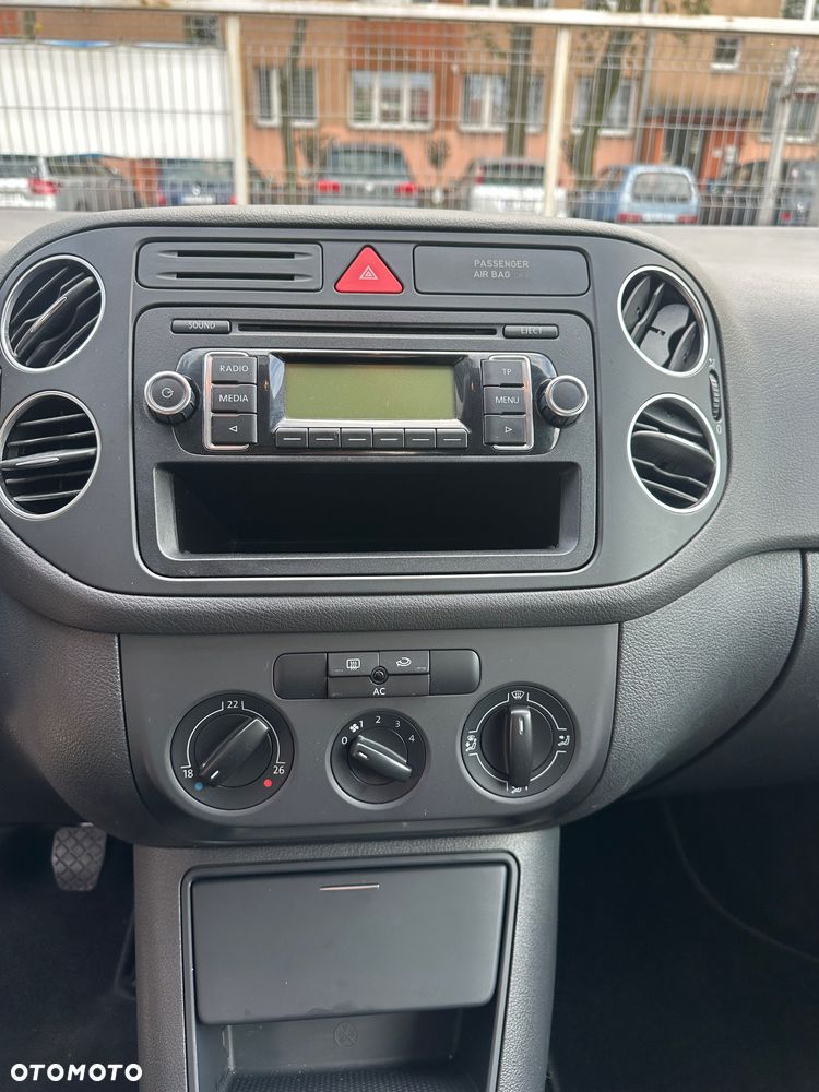 Volkswagen Golf Plus - 34