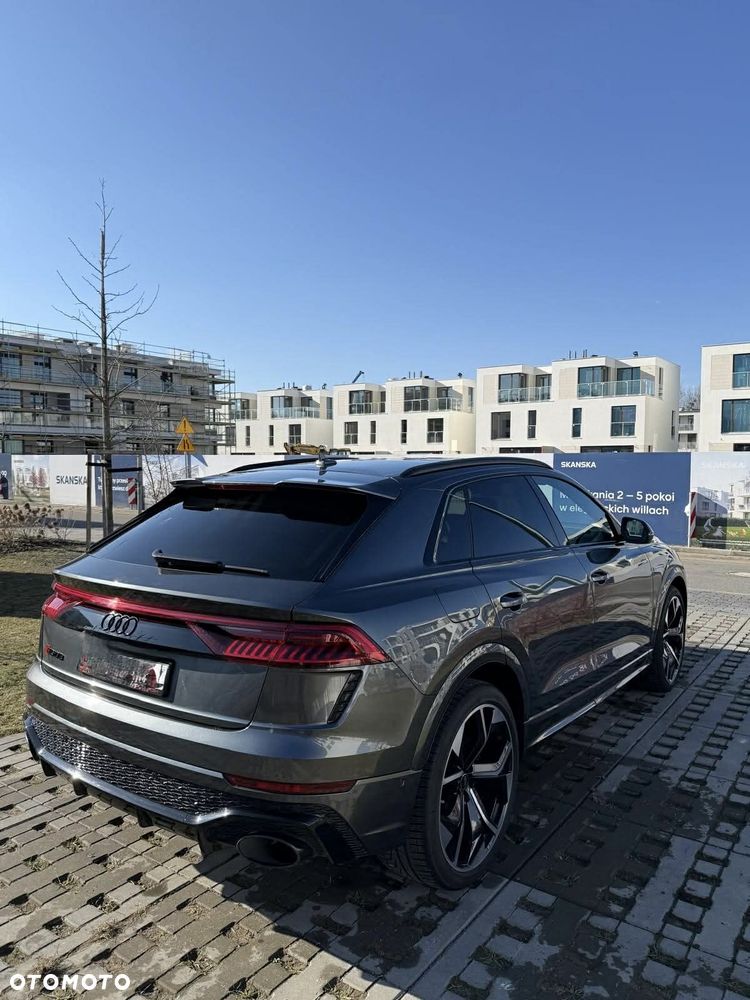 Audi RS Q8 - 4