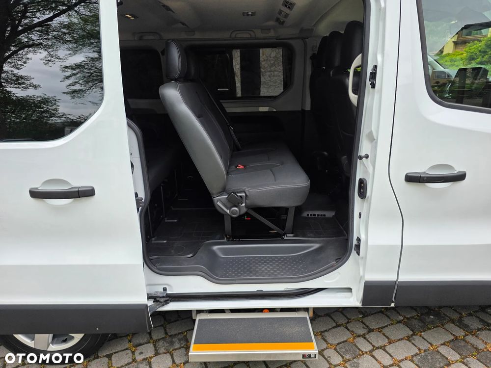Renault Trafic - 13