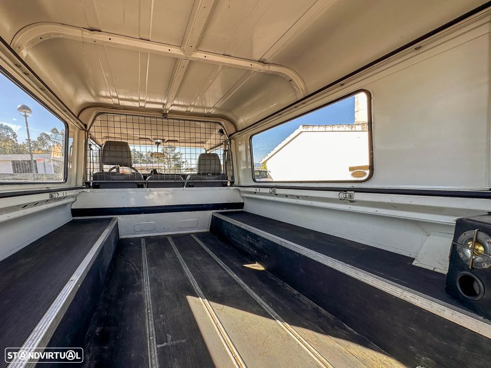 Land Rover Defender 90 2.5 Td5 S - 12