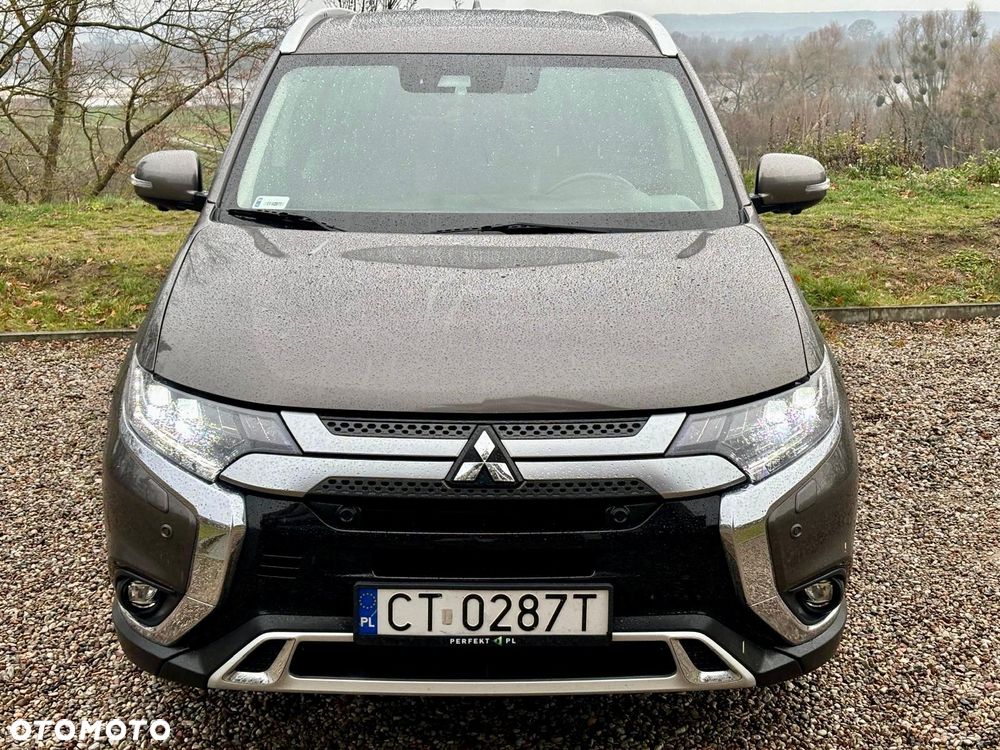 Mitsubishi Outlander 2.0 Intense + Navi 4WD CVT - 8
