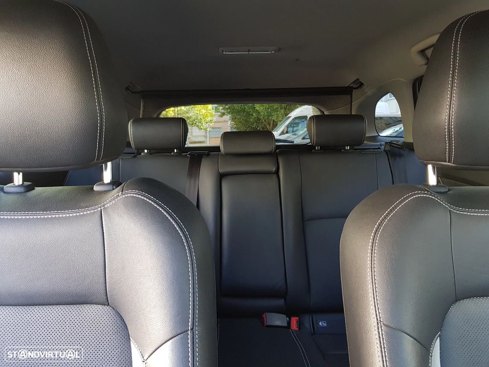 Toyota Avensis Touring Sports 1.6 D-4D Luxury+GPS - 30