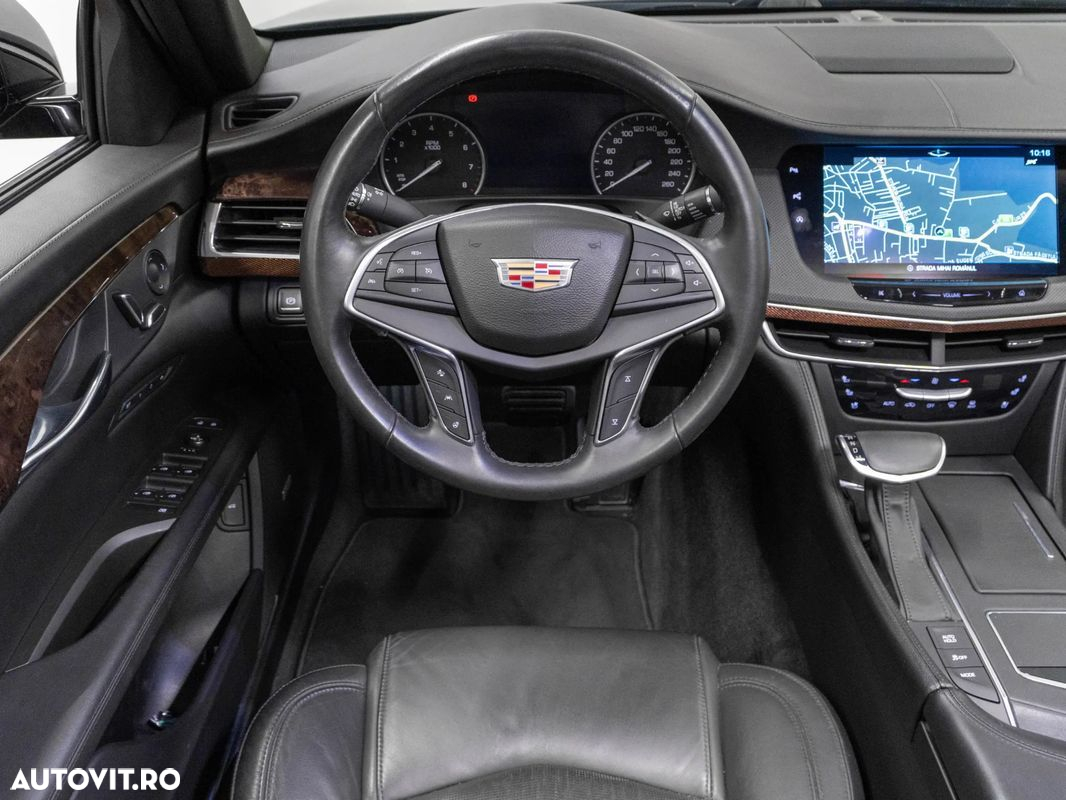 Cadillac CT6 - 17