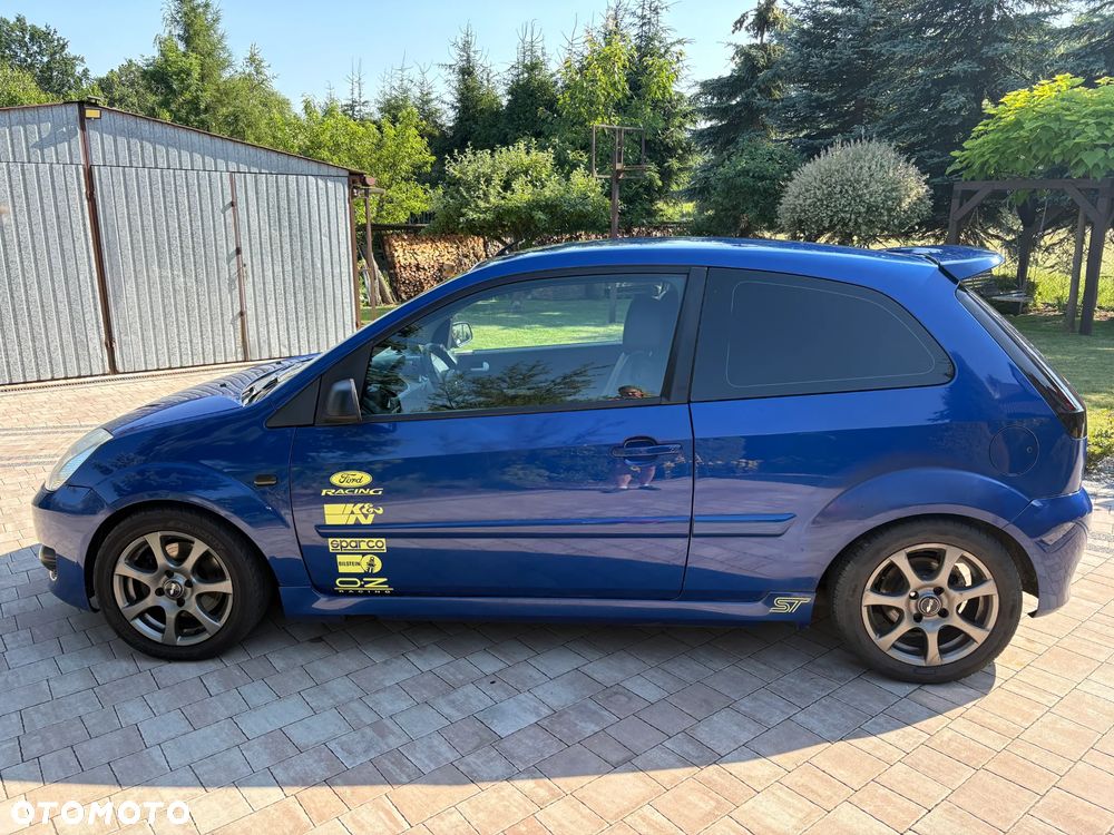 Ford Fiesta 2.0 ST - 4