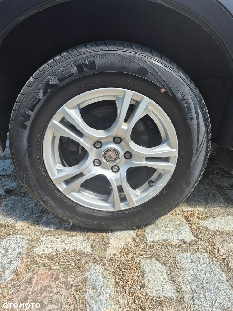 Nissan Qashqai 2.0 360 - 25