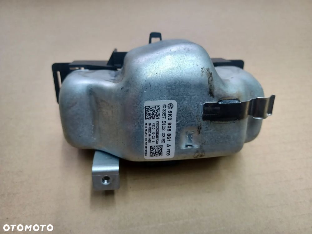 BLOKADA KIEROWNICY AUDI A1 5K0905861A - 1