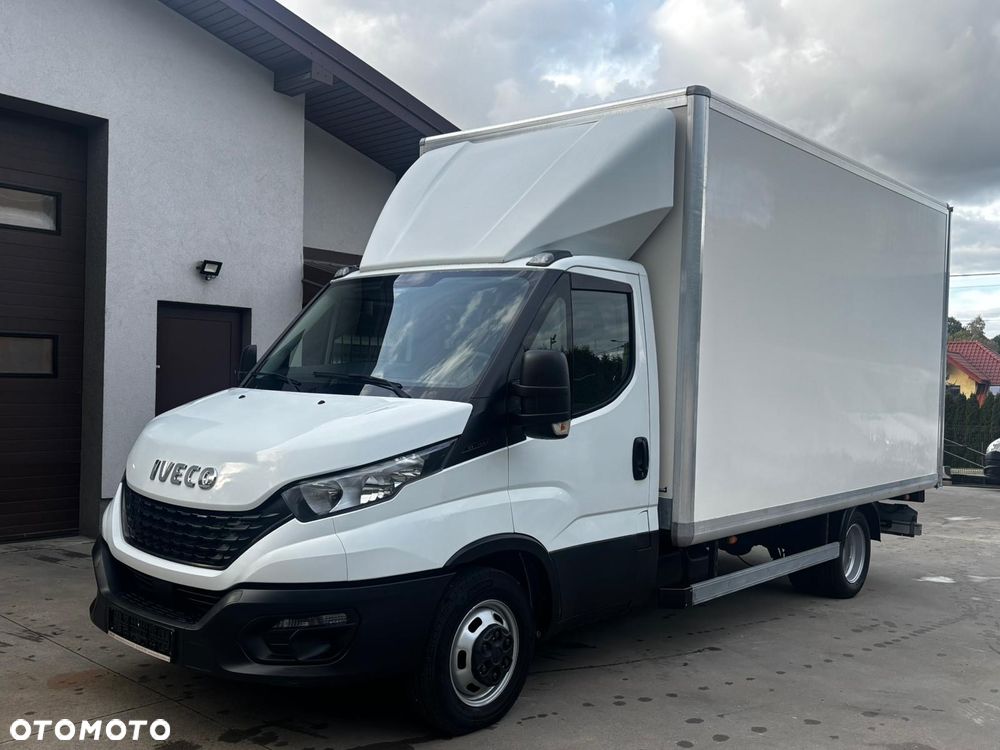 Iveco Daily 35C14 Kontener 8 Palet z windą